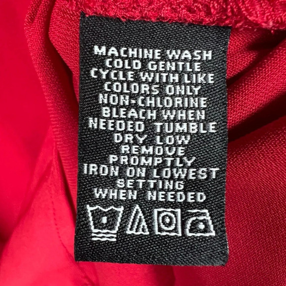 Norton McNaughton V-Neck Button Down Blouse Red Floral Embroidered Women's Sz 1X - Picture 11 of 11